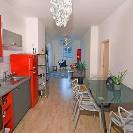 Stylish City Apartment In Zwickau Exterior foto